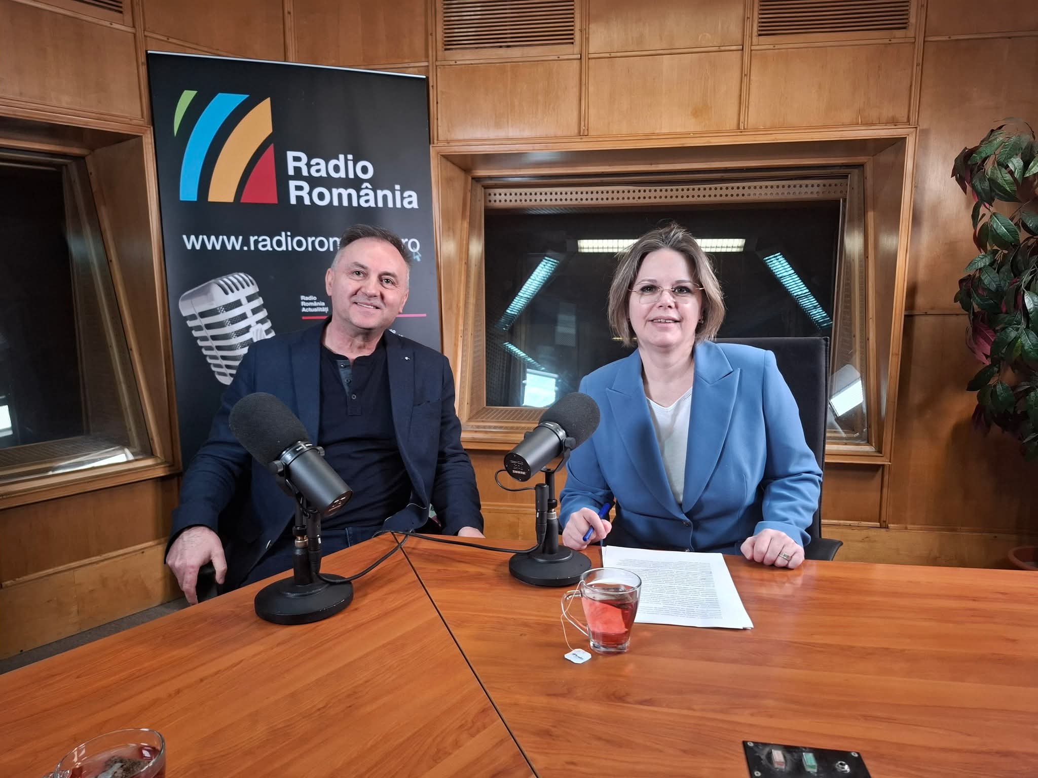 Prof. Dr. Marius Macovei în platoul Radio România Internațional